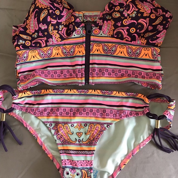 bathing suits - Picture 1 of 3